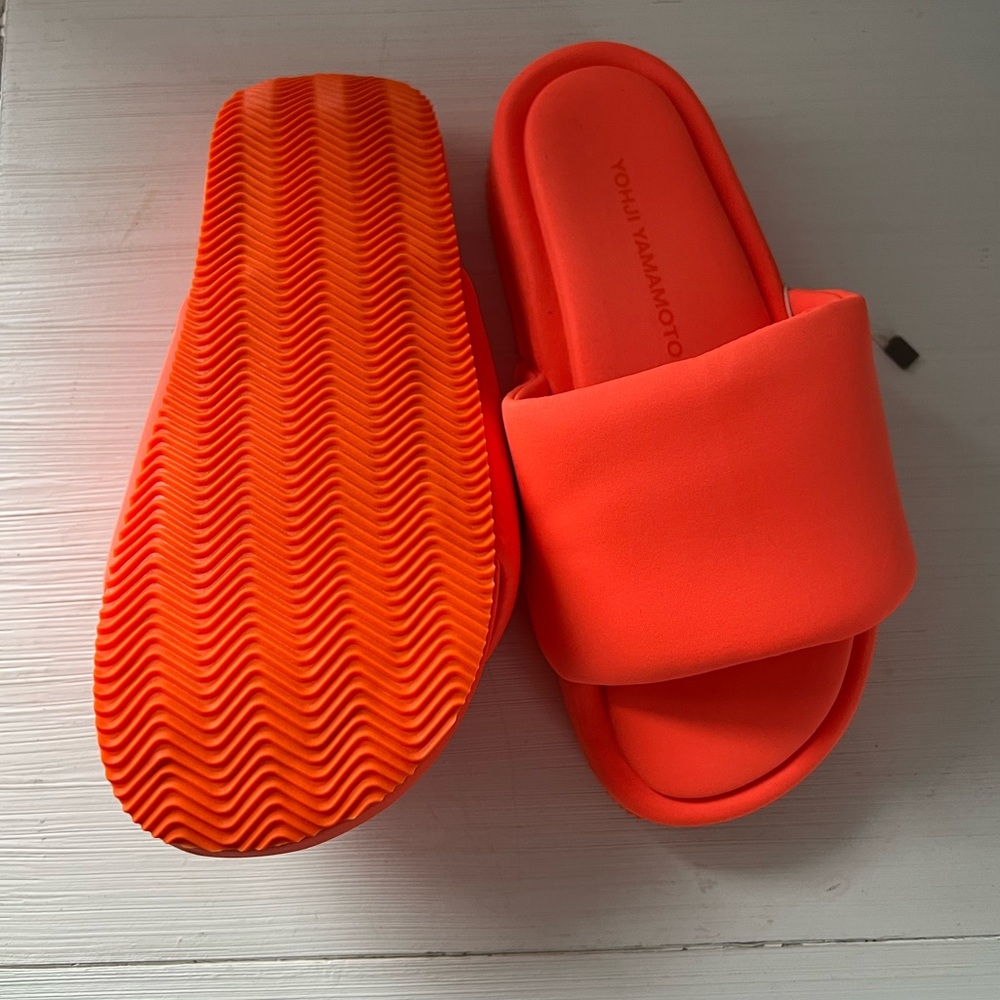 Y-3 Yohji Yamamoto & Adidas women’s neon orange sandals - Picture 6 of 9